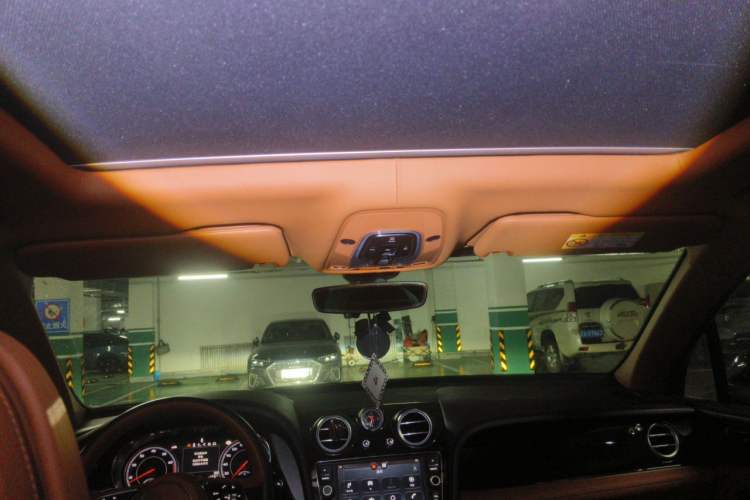 Used Bentley Bentayga 2017 6.0T Standard Edition Headliner