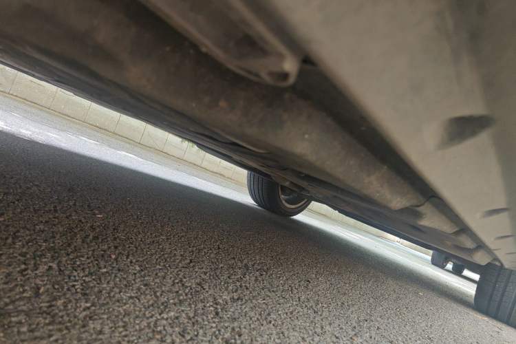Used Bentley Bentayga 2018 4.0T V8 Chassis Rear Right