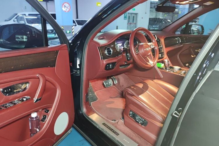 Used Bentley Bentayga 2018 4.0T V8 Driver Seat