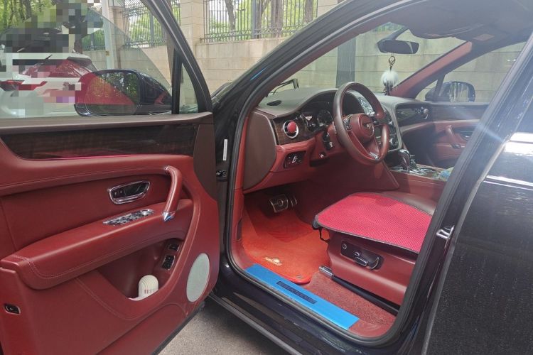 Used Bentley Bentayga 2018 4.0T V8 Driver Seat