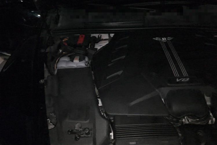 Used Bentley Bentayga 2018 4.0T V8 Engine Bay Right
