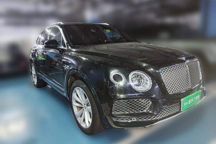 Used Bentley Bentayga 2018 4.0T V8 Front Right 45 Deg