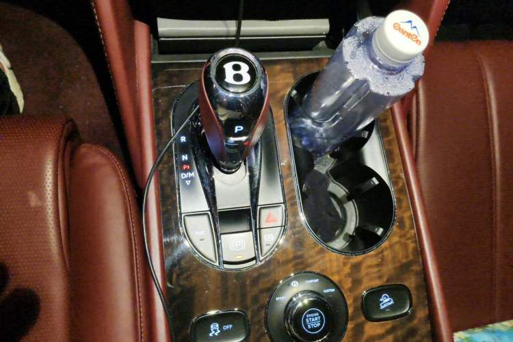 Used Bentley Bentayga 2018 4.0T V8 Gear Lever