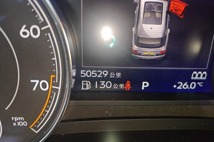 Used Bentley Bentayga 2018 4.0T V8 Odometer Close Up