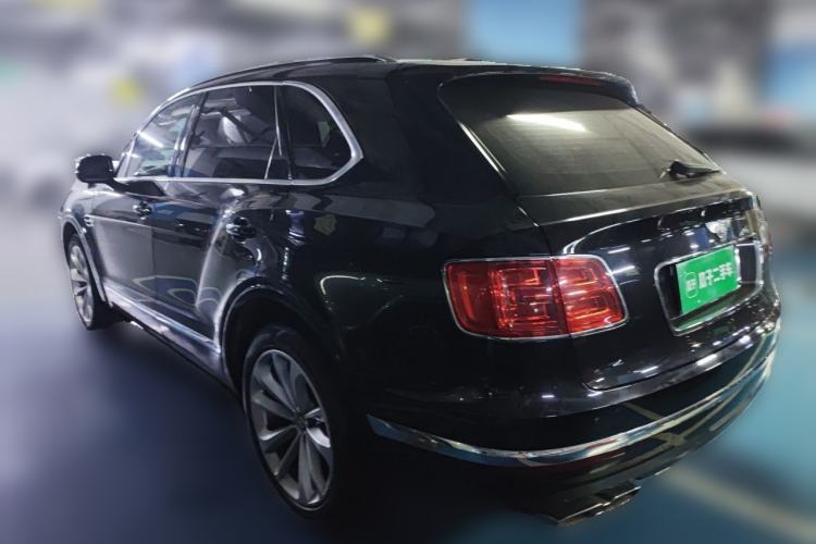Used Bentley Bentayga 2018 4.0T V8 Rear Left 45 Deg