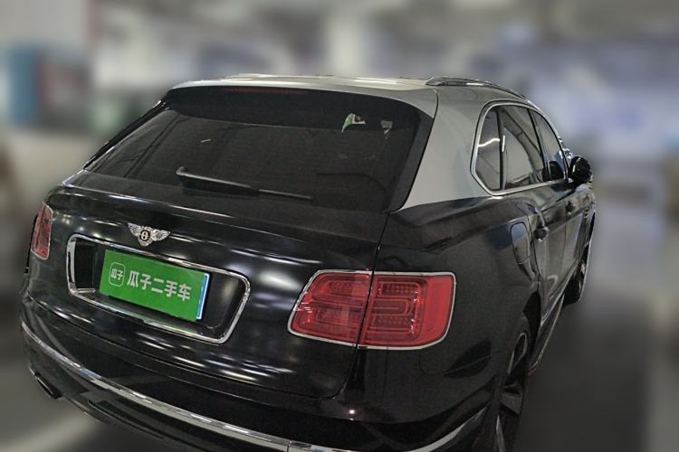 Used Bentley Bentayga 2018 4.0T V8 Rear Right 45 Deg