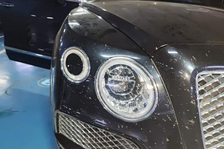 Used Bentley Bentayga 2018 4.0T V8 Right Front Headlight