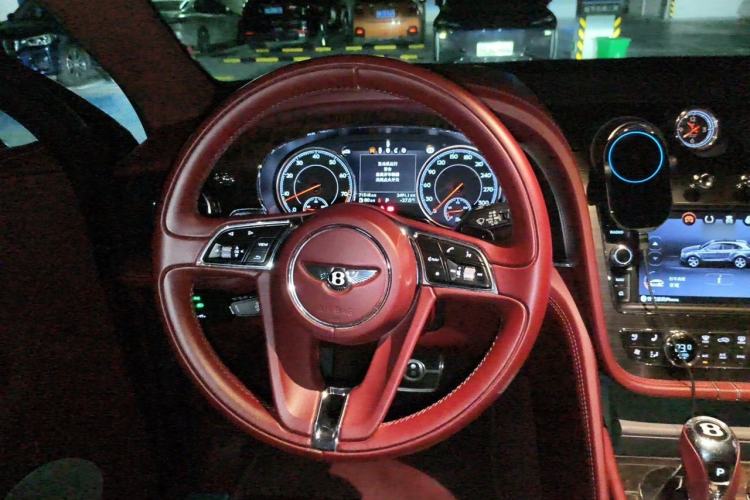 Used Bentley Bentayga 2018 4.0T V8 Steering Wheel