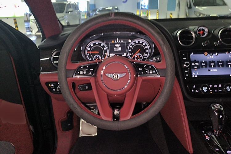 Used Bentley Bentayga 2018 4.0T V8 Steering Wheel