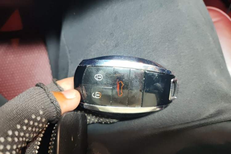 Used Bentley Bentayga 2018 4.0T V8 Vehicle Key