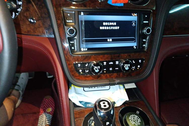 Used Bentley Bentayga 2018 4.0T V8 Audio And AC Panel