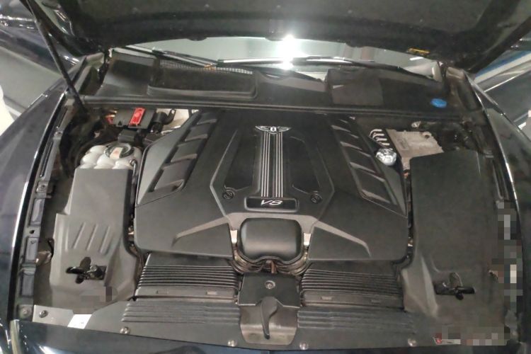 Used Bentley Bentayga  Engine Bay
