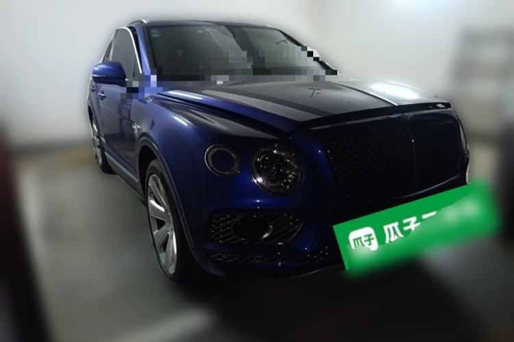 Used Bentley Bentayga 2018 4.0T V8 Front Right 45 Deg