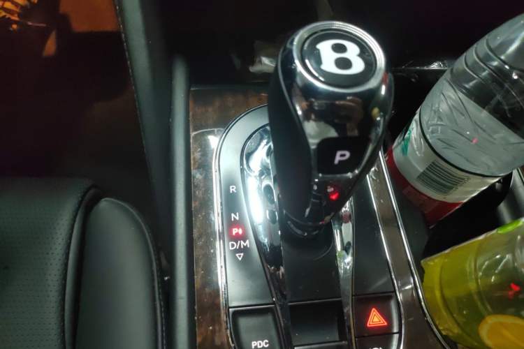 Used Bentley Bentayga  Gear Lever