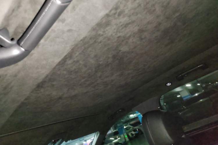 Used Bentley Bentayga  Headliner