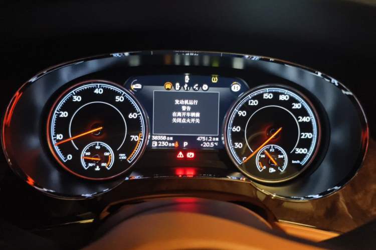 Used Bentley Bentayga 2018 4.0T V8 Instrument Cluster