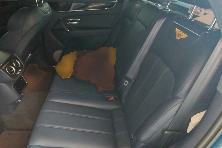 Used Bentley Bentayga 2018 4.0T V8 Left Rear Seat