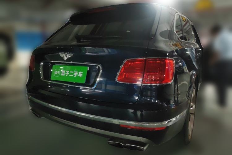 Used Bentley Bentayga  Rear Right 45 Deg