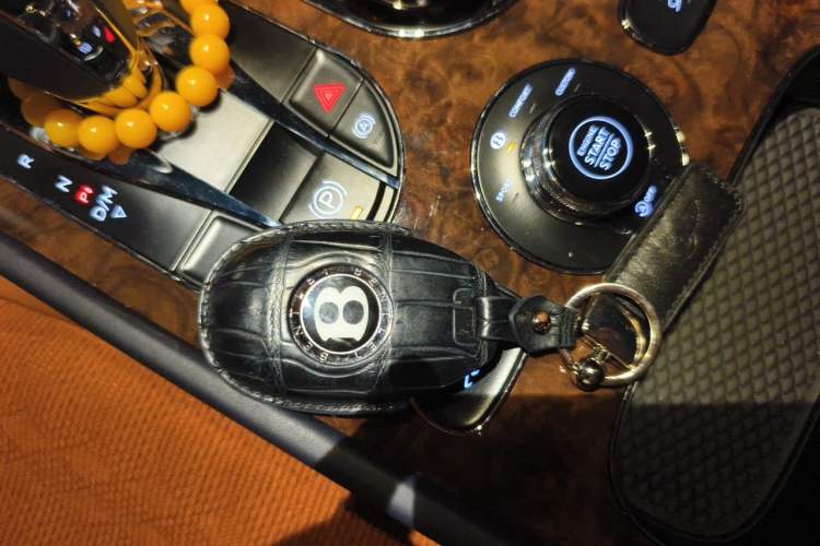 Used Bentley Bentayga 2018 4.0T V8 Vehicle Key