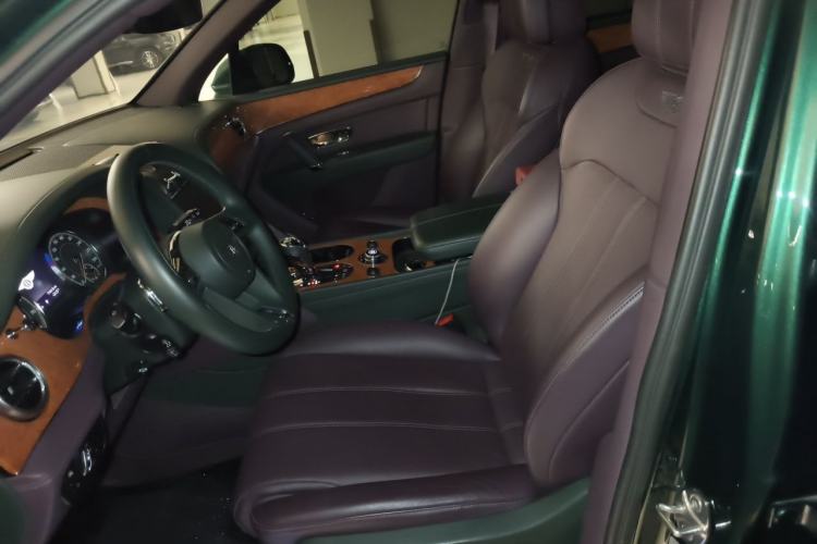 Used Bentley Bentayga 2018 4.0T V8 Left Front Seat