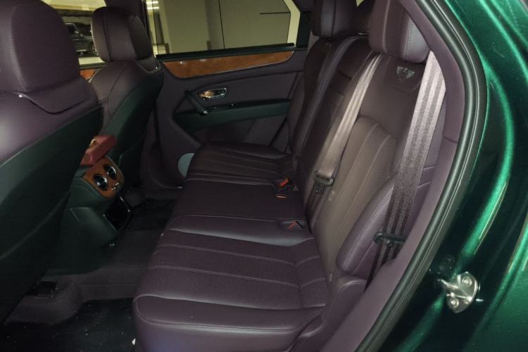 Used Bentley Bentayga 2018 4.0T V8 Left Rear Seat