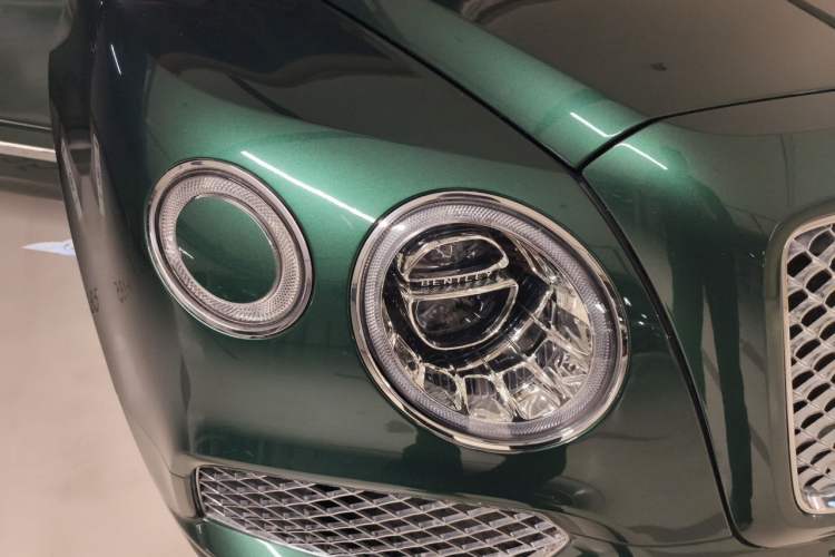 Used Bentley Bentayga 2018 4.0T V8 Right Front Headlight