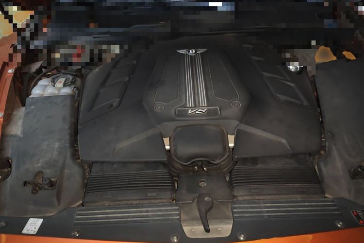 Used Bentley Bentayga 2018 4.0T V8 Engine Bay
