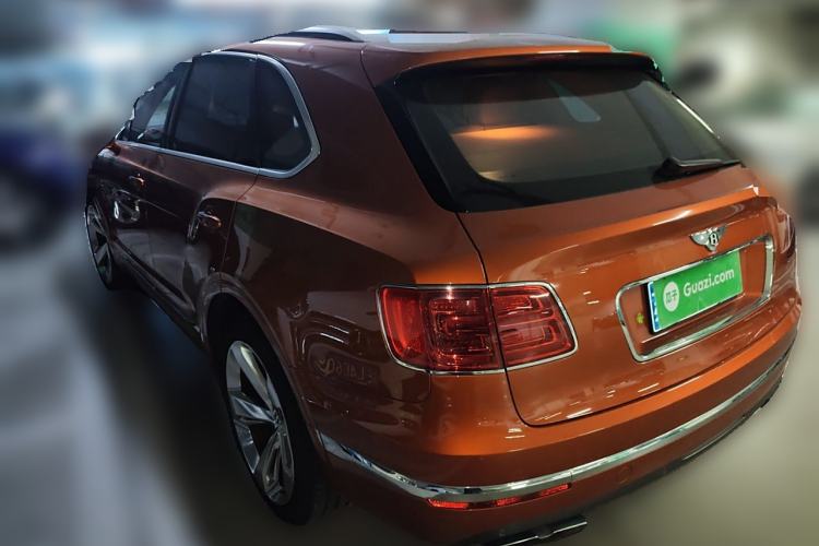 Used Bentley Bentayga 2018 4.0T V8 Rear Left 45 Deg