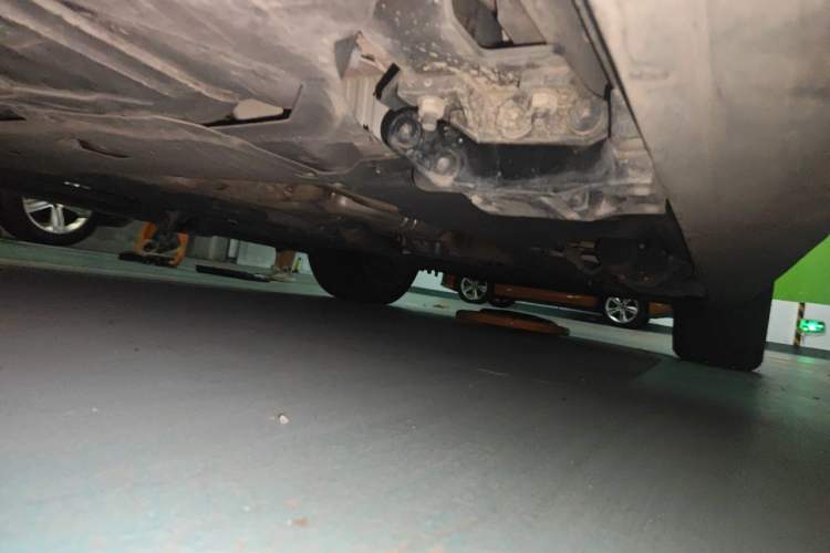 Used Bentley Bentayga 2018 4.0T V8 Chassis Rear Right