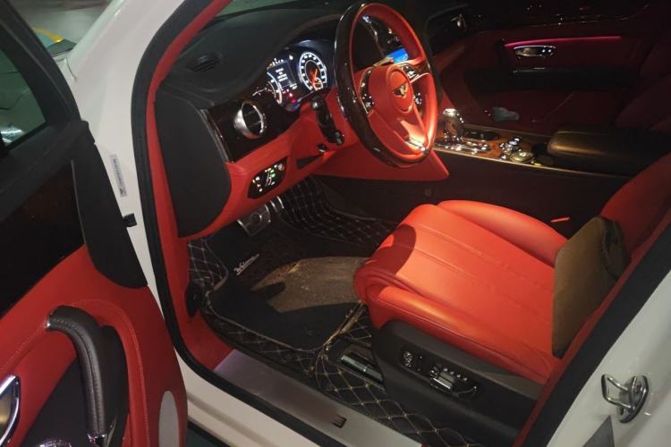 Used Bentley Bentayga 2018 4.0T V8 Driver Seat