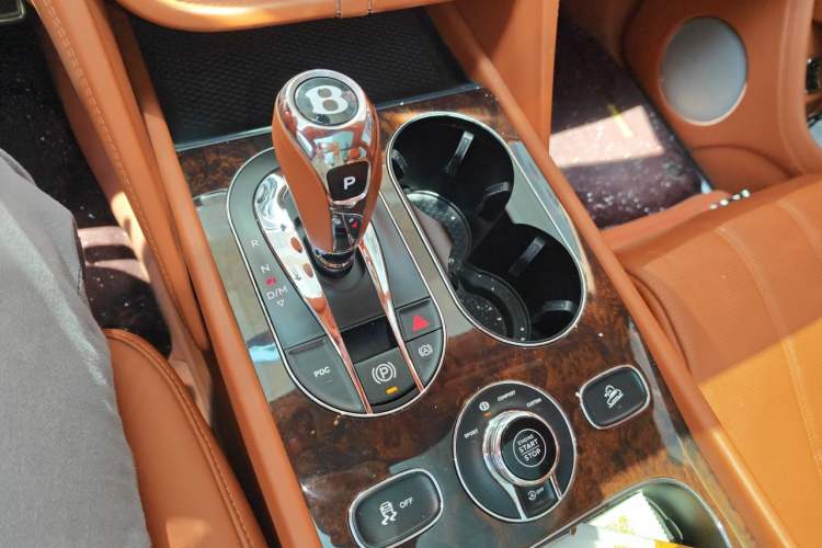 Used Bentley Bentayga 2018 4.0T V8 Gear Lever