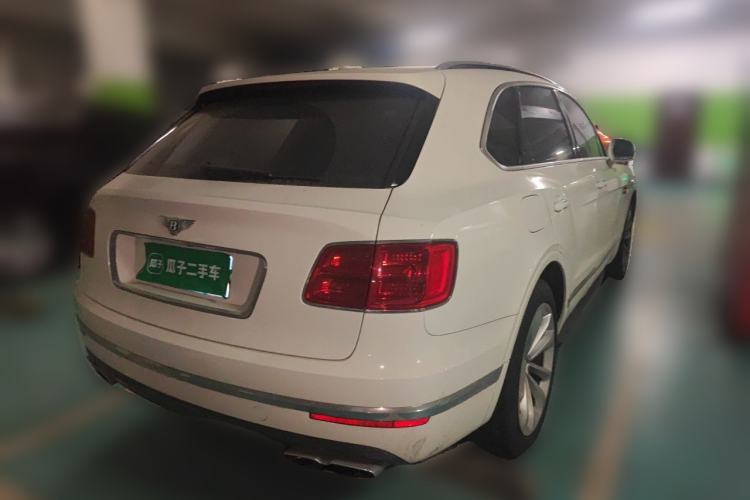 Used Bentley Bentayga 2018 4.0T V8 Rear Right 45 Deg