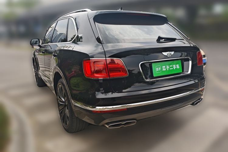 Used Bentley Bentayga  Rear Left 45 Deg