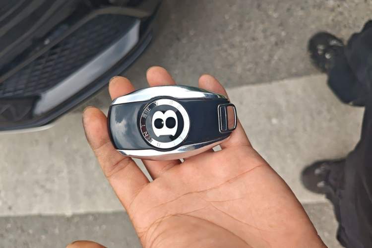 Used Bentley Bentayga  Vehicle Key