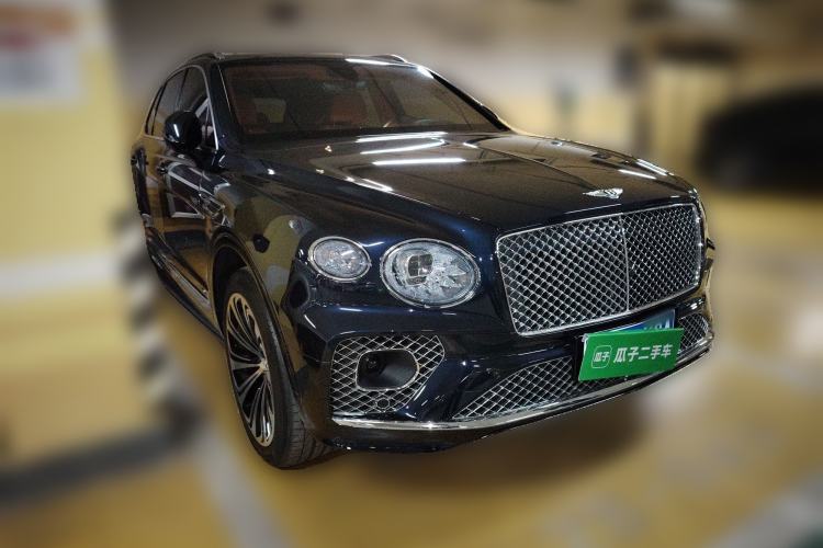 Used Bentley Bentayga 2021 4.0T V8 Front Right 45 Deg