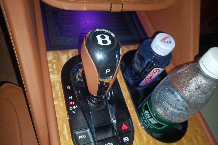 Used Bentley Bentayga 2021 4.0T V8 Gear Lever