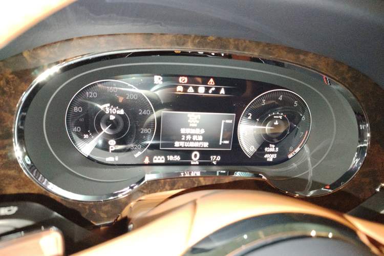 Used Bentley Bentayga 2021 4.0T V8 Instrument Cluster