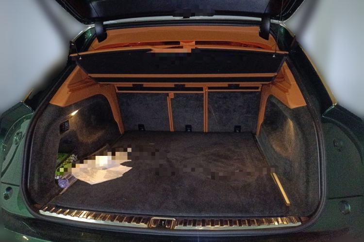 Used Bentley Bentayga 2021 4.0T V8 Trunk