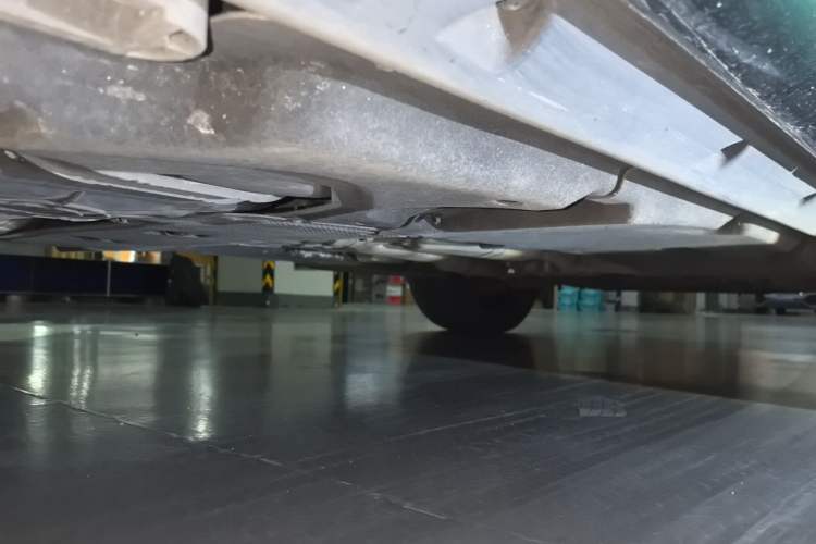 Used Bentley Bentayga 2021 4.0T V8 Chassis Rear Right