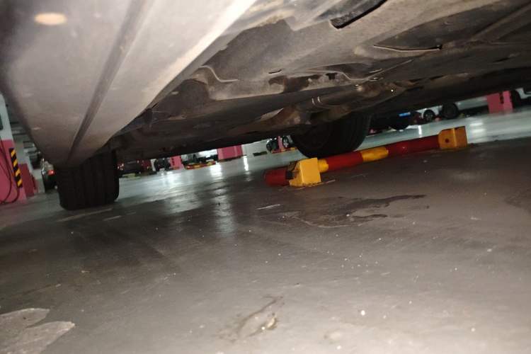 Used Bentley Bentayga 2021 4.0T V8 Chassis Rear Left