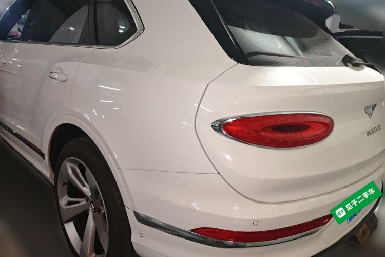Used Bentley Bentayga 2021 4.0T V8 Rear Left 45 Deg