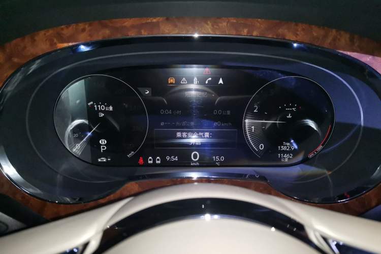 Used Bentley Bentayga 2022 4.0T V8 Instrument Cluster
