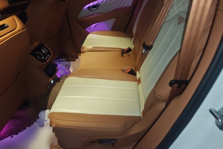 Used Bentley Bentayga 2022 4.0T V8 Left Rear Seat