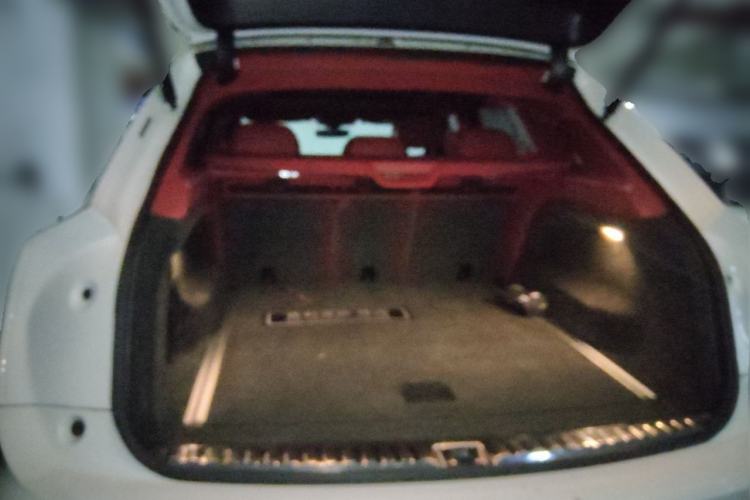 Used Bentley Bentayga 2022 4.0T V8 Trunk