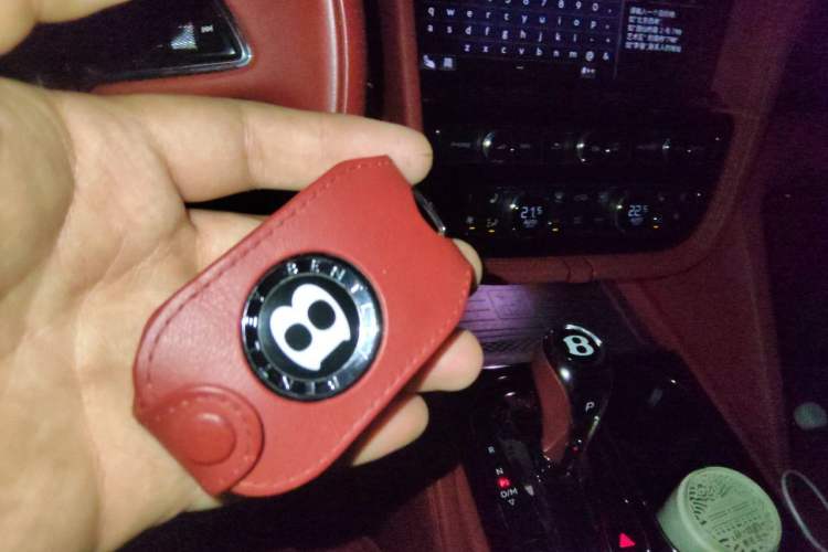Used Bentley Bentayga 2022 4.0T V8 Vehicle Key