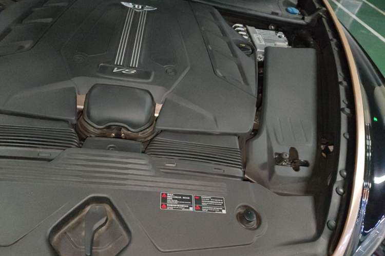 Used Bentley Bentayga 2023 4.0T V8 Long Wheelbase Edition Engine Bay Left
