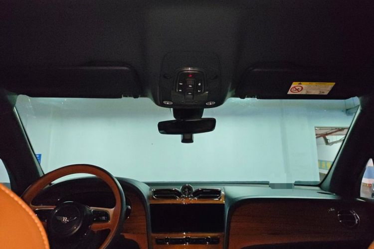 Used Bentley Bentayga 2023 4.0T V8 Long Wheelbase Edition Headliner