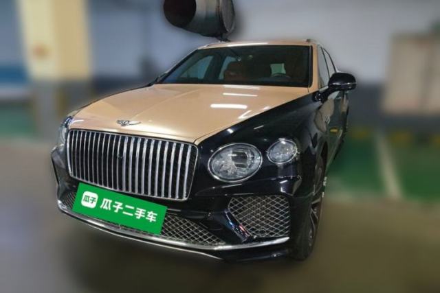 Used Bentley Bentayga 2023 4.0T V8 Long Wheelbase Edition