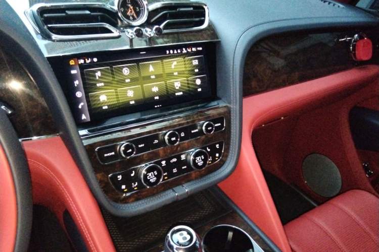 Used Bentley Bentayga  Audio And AC Panel