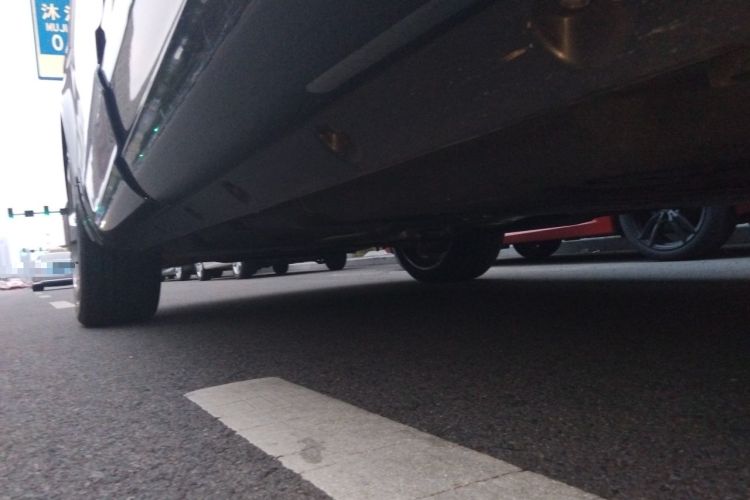 Used Bentley Bentayga  Chassis Rear Left